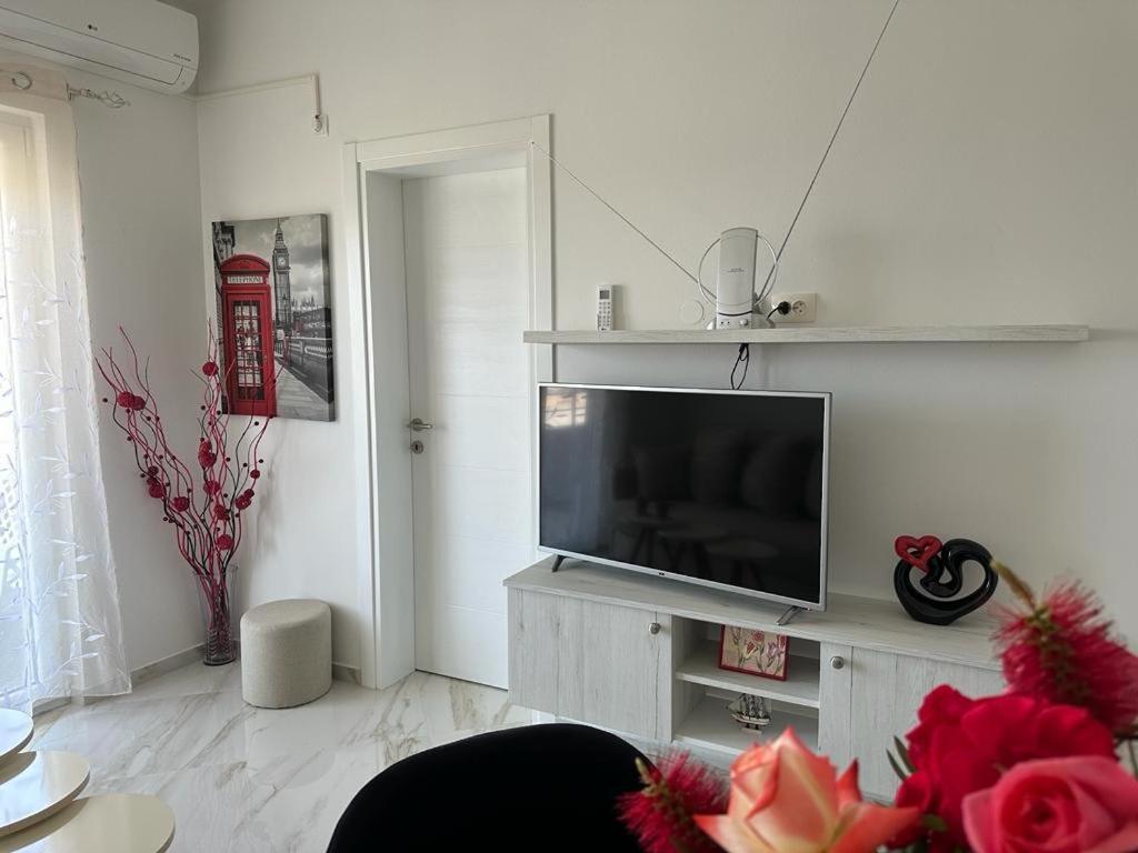Villa Holiday Apartments Bar Exteriör bild